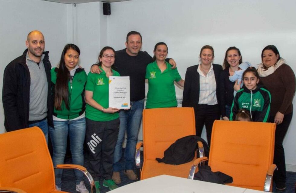 El gobierno entregó personería jurídica a la asociación Civil deportiva Municipal