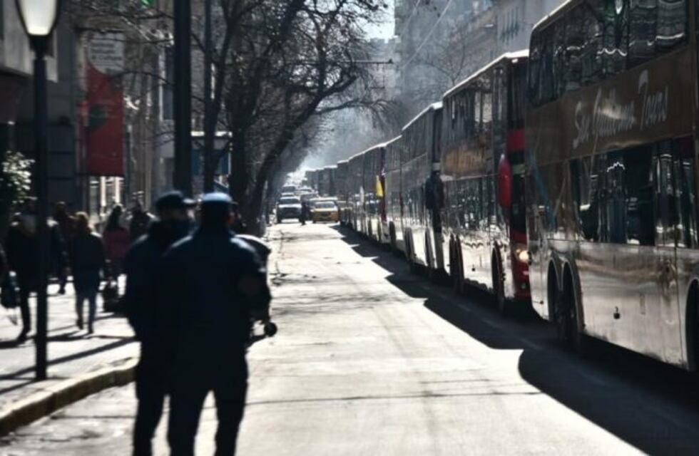 Nueva y masiva caravana de Integrantes del sector turístico de Córdoba