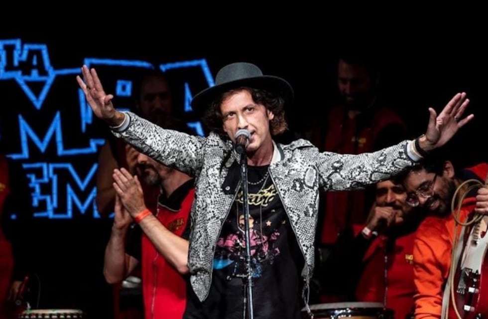 Coti Sorokin sufrió un accidente en la ruta con su banda