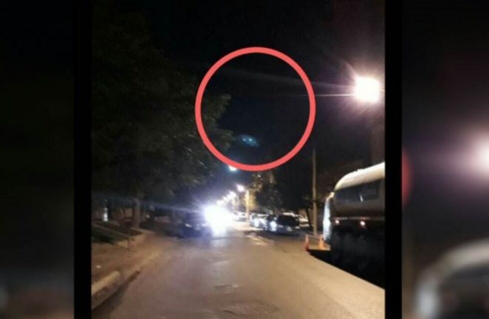 Una vecina aseguró que vio un ovni que voló a poco metros de su casa