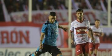 Martín Rivero, uno de los que puede aportar equilibrio en la franja de volantes del Pirata\u002E