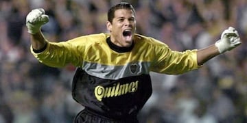 Óscar Córdoba defendió a Agustín Rossi y apuntó a los defensores de Boca