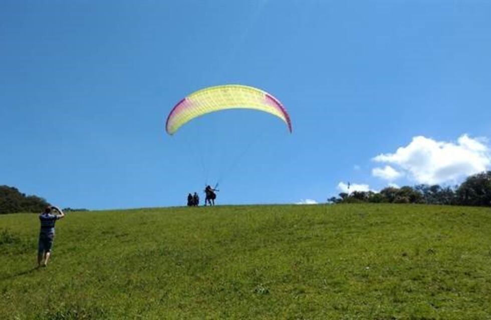 Confirman que Salazar no era un piloto habilitado para vuelos en parapente