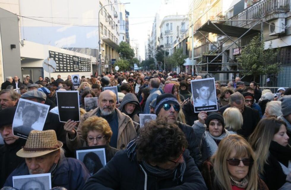 Juzgarán en ausencia a los iraníes acusados por el atentado a la AMIA