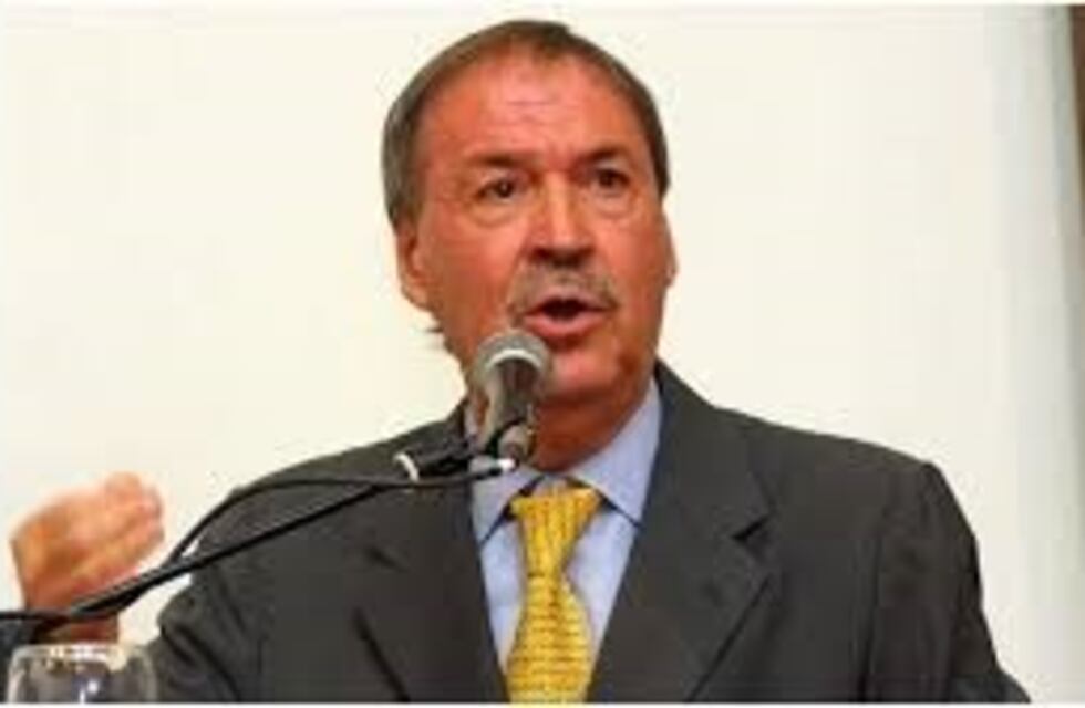 El Gobernador anunció wi fi libre para Calamuchita