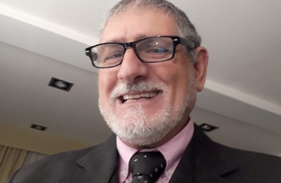 José Siracusa encabeza la otra lista de "Todos"