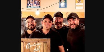 Equipo entrerriano ganador del certamen de asadores\u002E\nCrédito: Sociedad Rural Jesús María