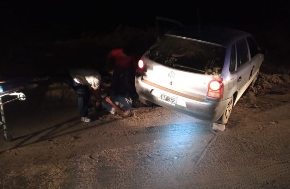 Conductor en grave estado tras perder el control de su vehículo