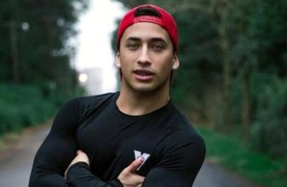 Malestar en Comodoro por la visita del youtuber acusado de abuso sexual