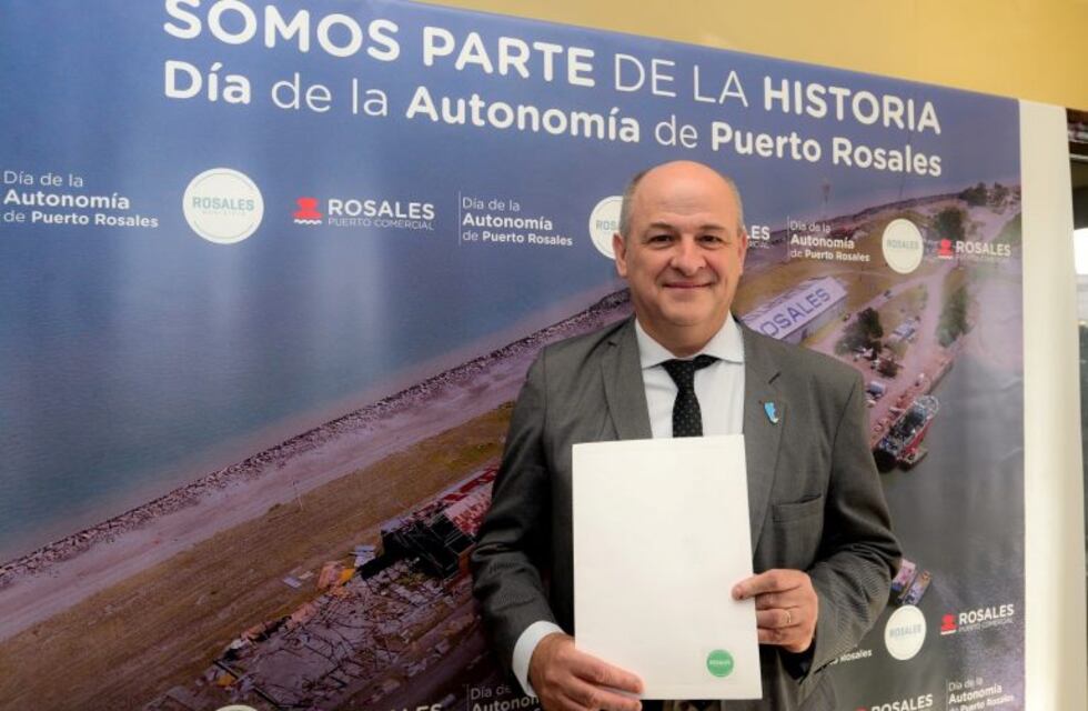 Uset inicia su segundo mandato y asumen los nuevos Concejales