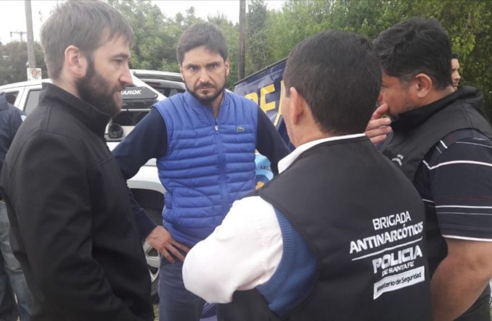 Secuestraron los teléfonos de los fiscales que ordenaron intervenir la línea de Pullaro