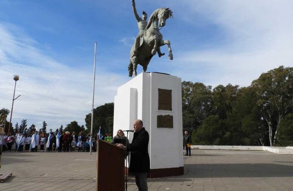 Acto del 169° aniversario del paso a la inmortalidad de San Martín en Punta Alta