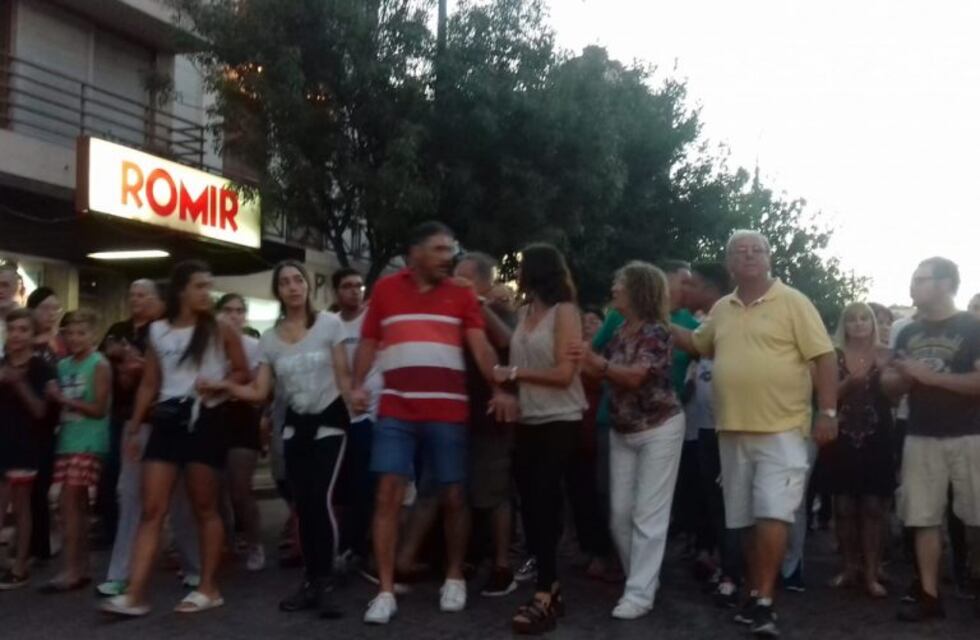 Emotiva despedida de la hermana de Gonzalo Glaría