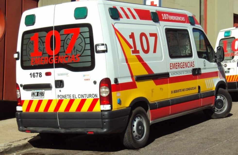 Médico y chofer del 107 terminaron golpeados por familiares de una mujer que asistieron