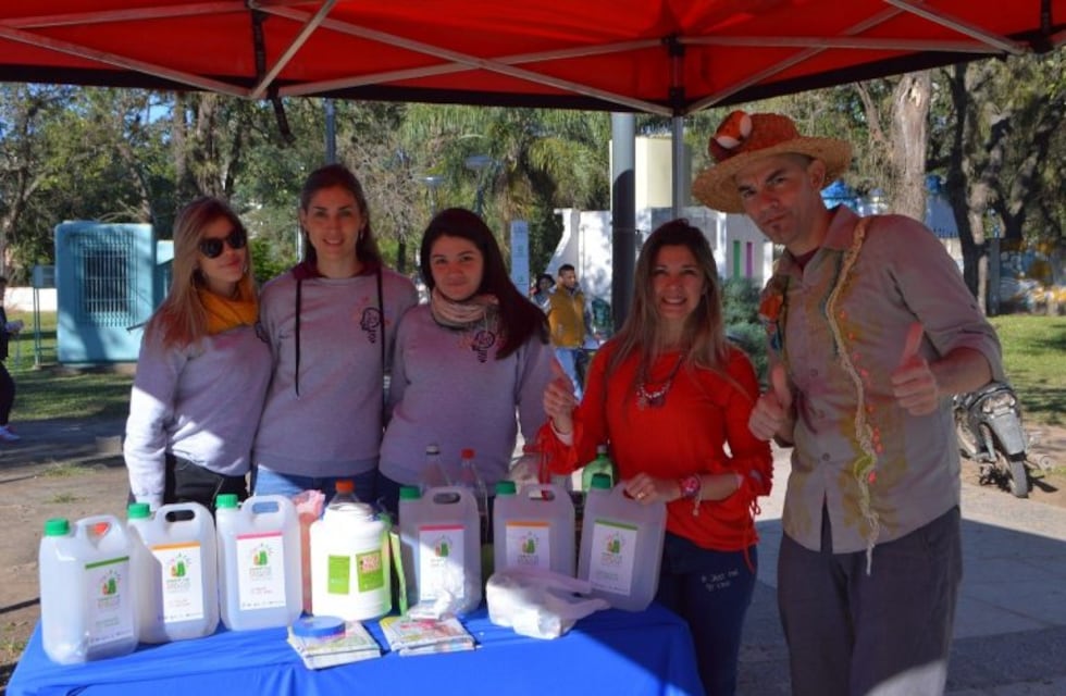 Vecinos acercaron sus pilas y las canjearon por entradas para ver a Tierra Verde el viernes