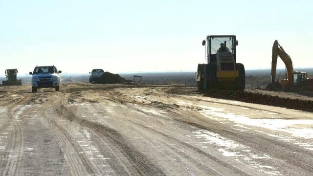 Acuerdo entre las empresas y Vialidad Nacional por la obra de la ruta 188 que une Alvear con San Rafael y Malargüe.