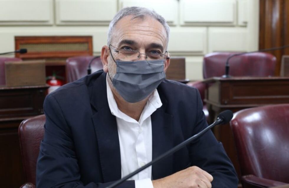 Alcides Calvo: "apoyamos el proyecto para erradicar los basurales a cielo abierto"