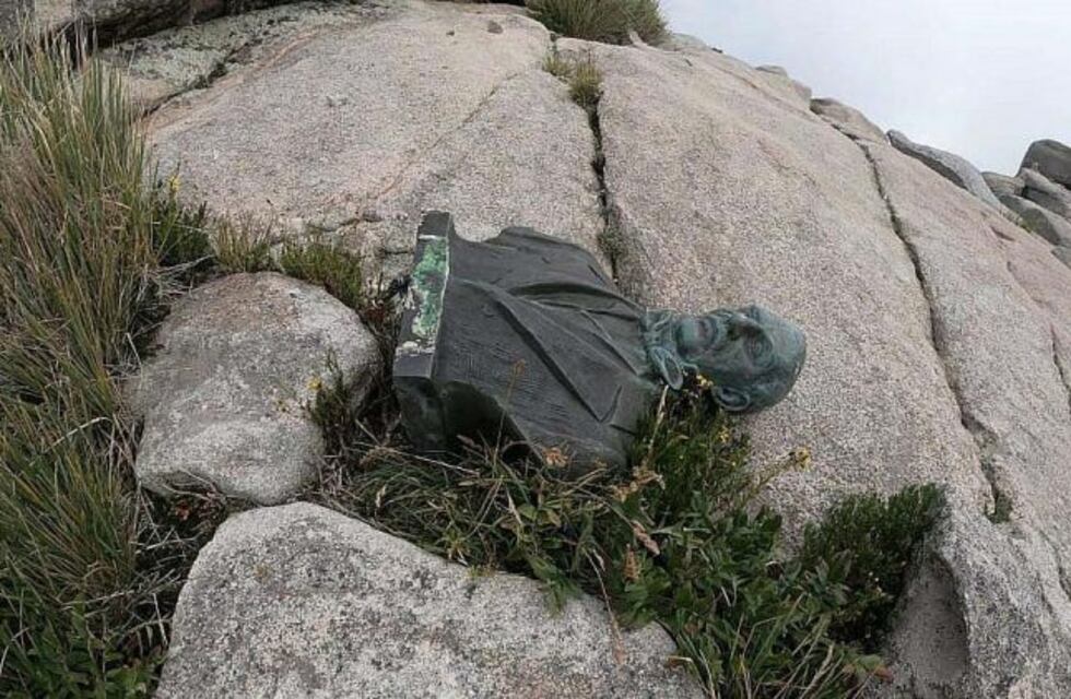 ¿Vandalismo en el cerro Champaquí?