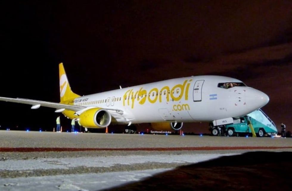 Piden suspensión de vuelos de Flybondi hasta que se revisen condiciones de seguridad