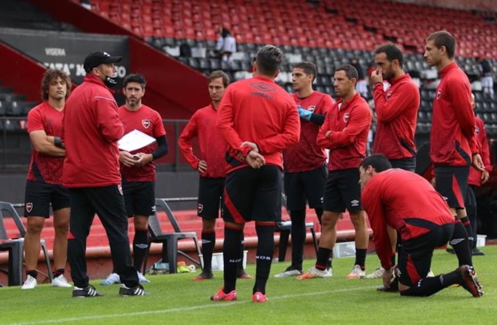 Newell's derrotó a Colón 2 a 1 en el último amistoso de pretemporada