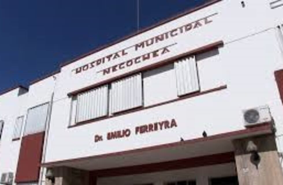 Medida de fuerza de profesionales de la salud por deuda e incumplimiento del Municipio