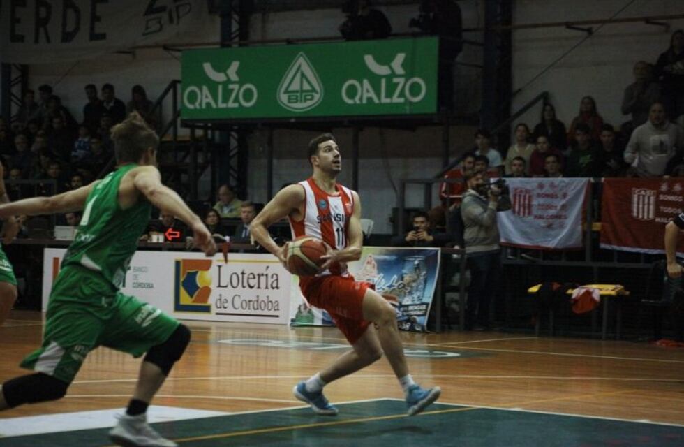 San Isidro perdió ante Barrio Parque y habrá cuarto juego