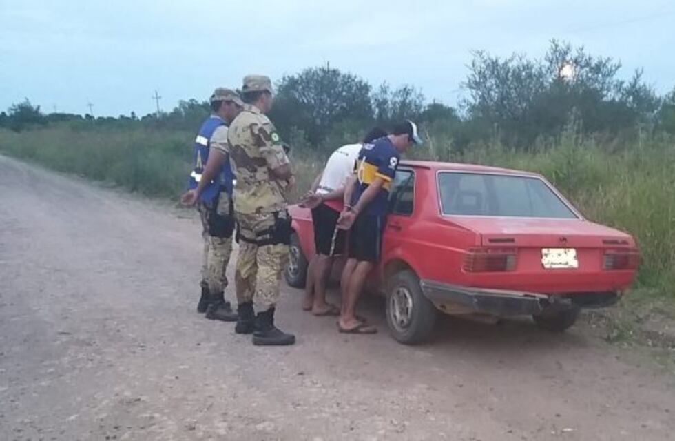 Detienen a uruguayenses con más de 2 kilógramos de cocaína en su poder