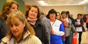 Adultos mayores san juan