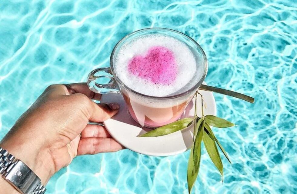 El café rosa que es bueno para la salud y causa furor en las redes