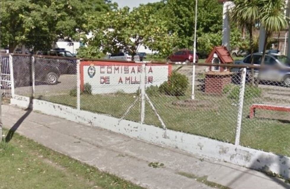 Un policía baleó a su mujer en la puerta de la Comisaria de la Mujer