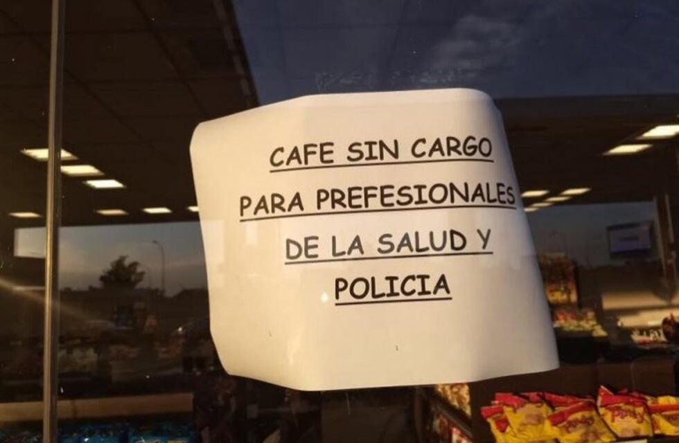 Solidaridad en tiempos de coronavirus: una estación de servicio ofrece café gratis a policías y trabajadores de salud