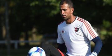 El arquero se recuperó de la lesión y será titular el próximo fin de semana\u002E (Archivo)