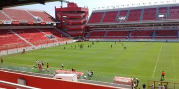 Asu00ed luce terminado el estadio Libertadores de Amu00e9rica.