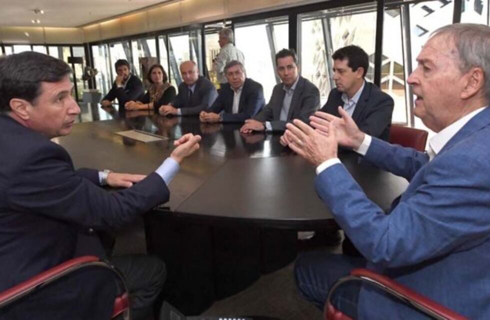 Córdoba y Nación firman convenio por la Tarjeta Alimentar