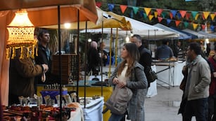 Un paseo de artesanos y emprendedores locales será uno de los atractivos del festival que se realiza en Córdoba. (Ilustrativa).