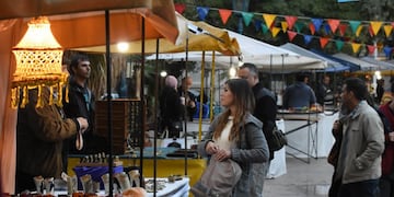 Un paseo de artesanos y emprendedores locales será uno de los atractivos del festival que se realiza en Córdoba. (Ilustrativa).