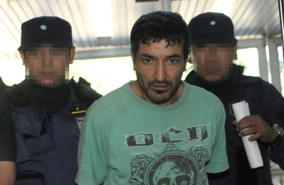 Declaró el albañil que mató a su esposa frente a una de sus hijas