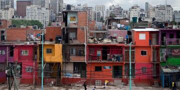 Crece la población en las villas y aumenta el mercado inmobiliario informal