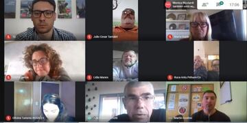 Reunión con propietarios de alojamientos en Pehuen Co