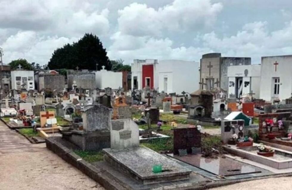 Piden revisar la tumba de otro niño en Miramar