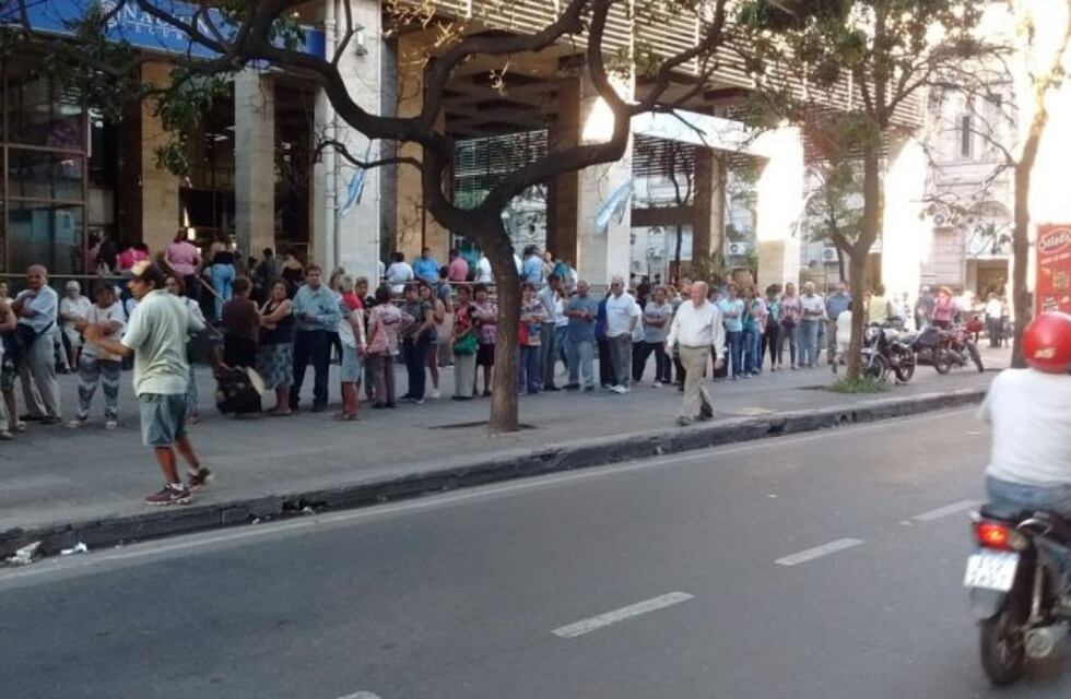 Apertura del dolar en Tucumán $41,30