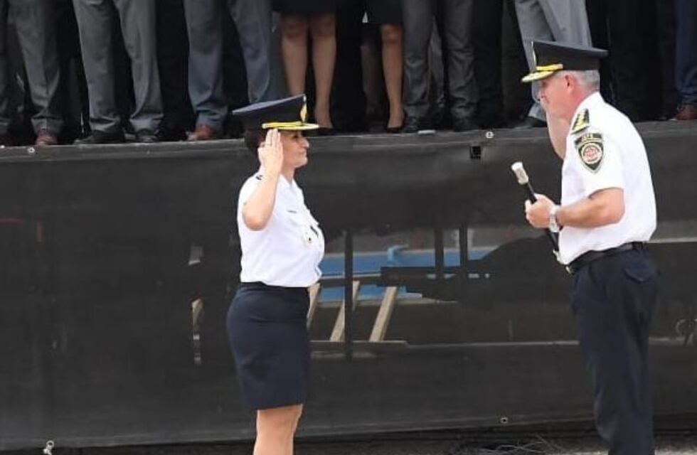 En fotos y videos, el “principal desafío” y el cambio en la cúpula de la Policía de Córdoba