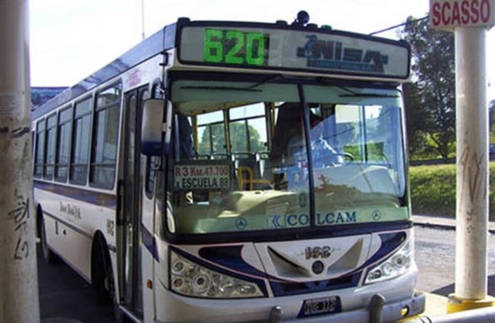 El gobierno bonaerense dará créditos para instalar cámaras en los colectivos