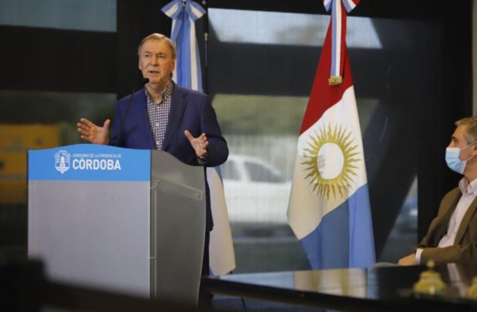 Schiaretti presentó la plataforma "Mi aula web"