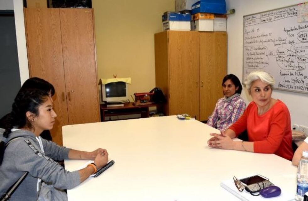 Estudiantes realizan pasantías en la Dirección de Turismo