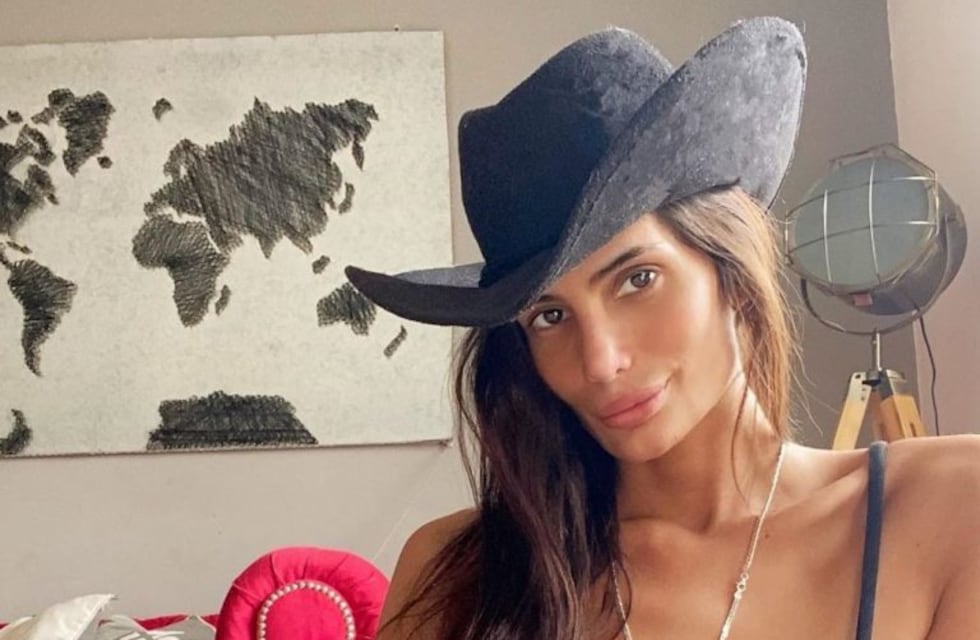 Magalí Mora posó en top y ropa interior en Instagram y mostró una vieja tapa de Playboy