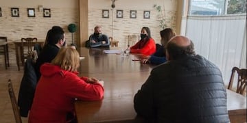 Reclamo de productores artesanales de productos derivados del guanaco