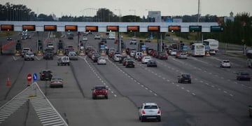 Quieren aumentar nuevamente la tariga de los peajes (Archivo)\u002E