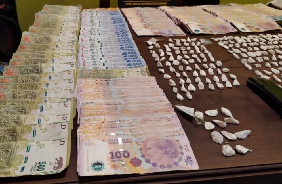 Secuestran cocaína de alta pureza, armas y $ 100 mil en un operativo