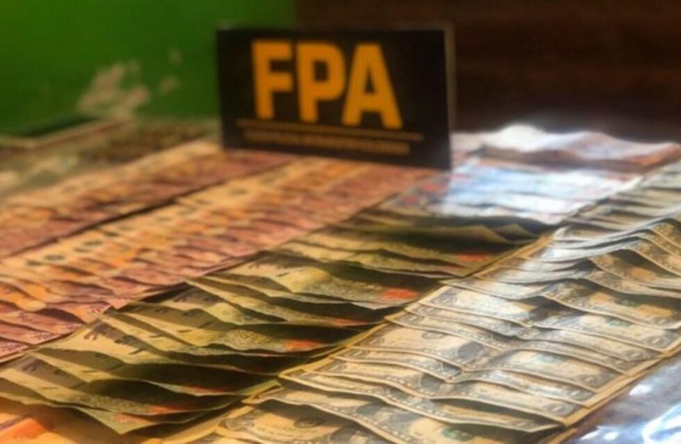 Caen dos narcomenudistas: en su casa, "hacían cola" para comprar cocaína